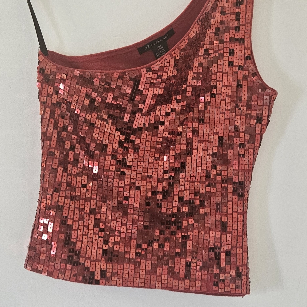 Ladies sequence top